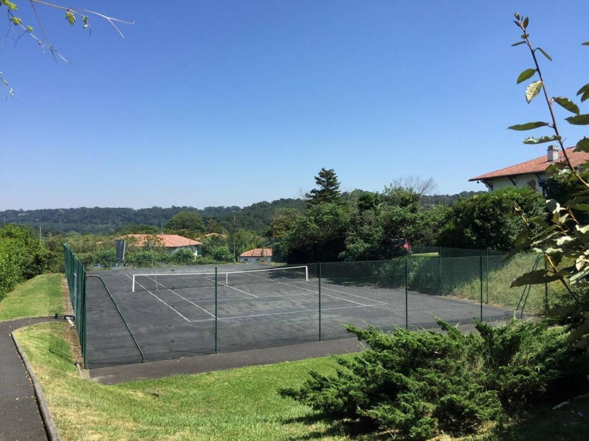 Apercu Mer: Bel Appartement Avec Piscine, Tennis Et Proche Plage - Fr-1-3-450 Bidart Bagian luar foto